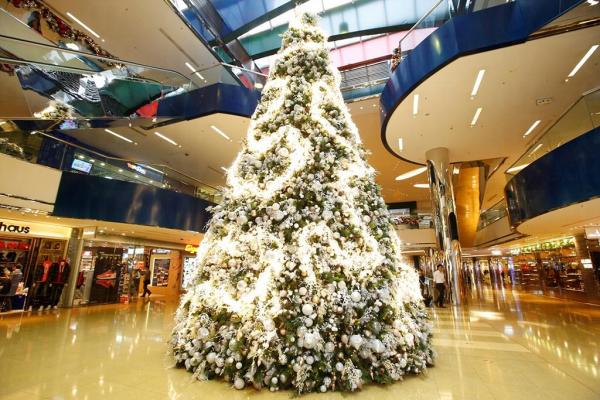 A Christmas Celebration10米高聖誕樹 A Christmas Celebration10米高聖誕樹